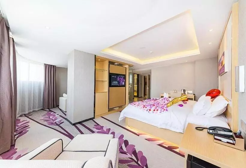 Lavande Hotels Weihai Weigao Square Branch