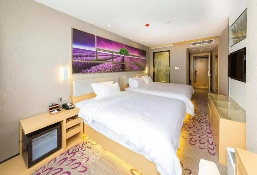 Lavande Hotels Weihai Weigao Square Branch