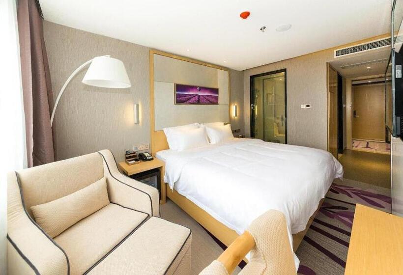 Lavande Hotels Weihai Weigao Square Branch