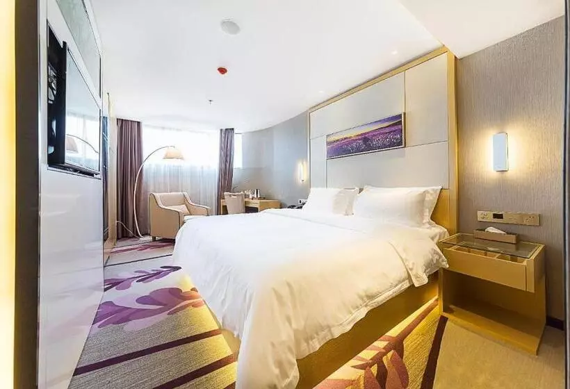 Lavande Hotels Weihai Weigao Square Branch