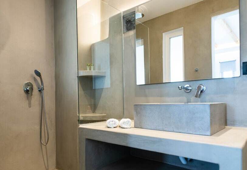 Пансион Mykonos Village