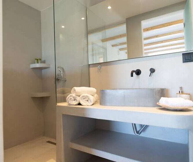 Пансион Mykonos Village