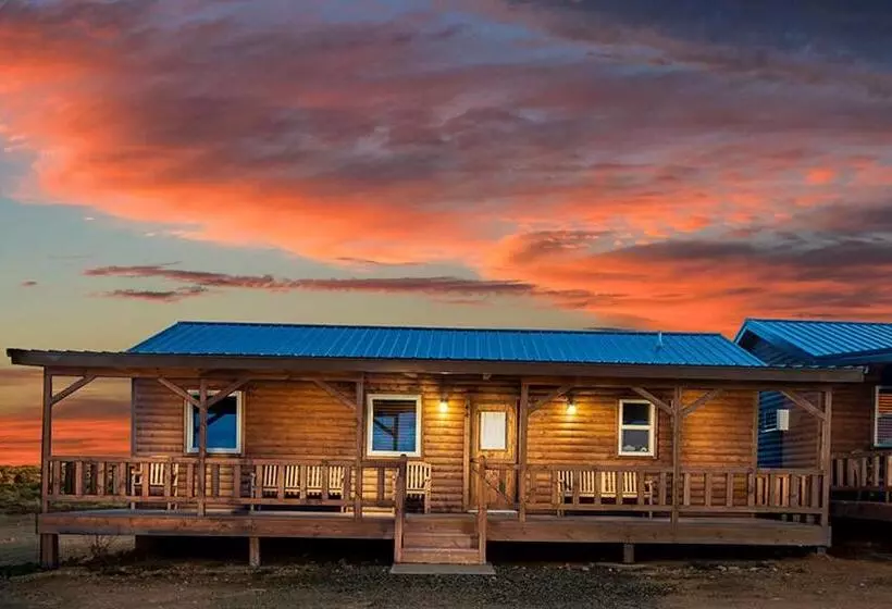Hotelli Cabins At Grand Canyon West