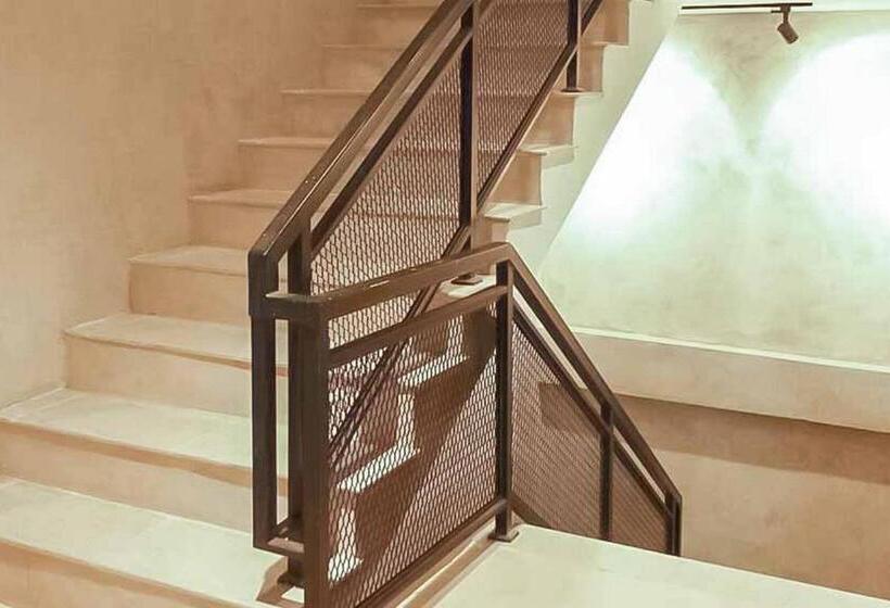 בית מלון כפרי Prime Inn Near Jalan Sekip Mitra Reddoorz