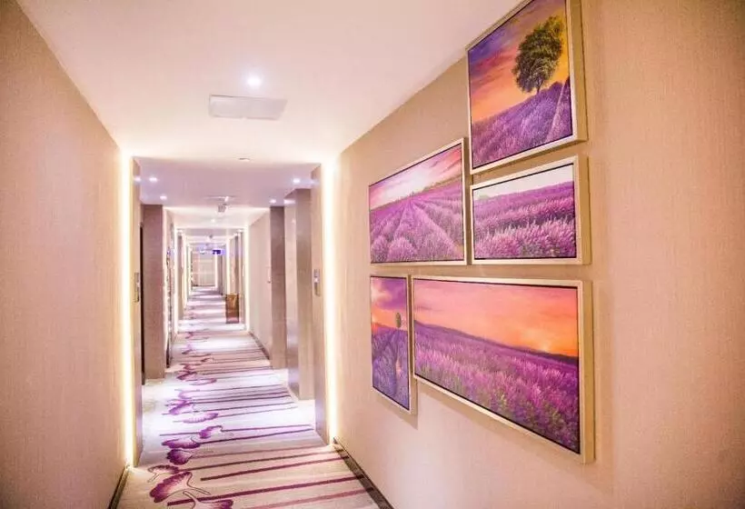 Lavande Hotel Zhumadian High Speed ​​railway Station