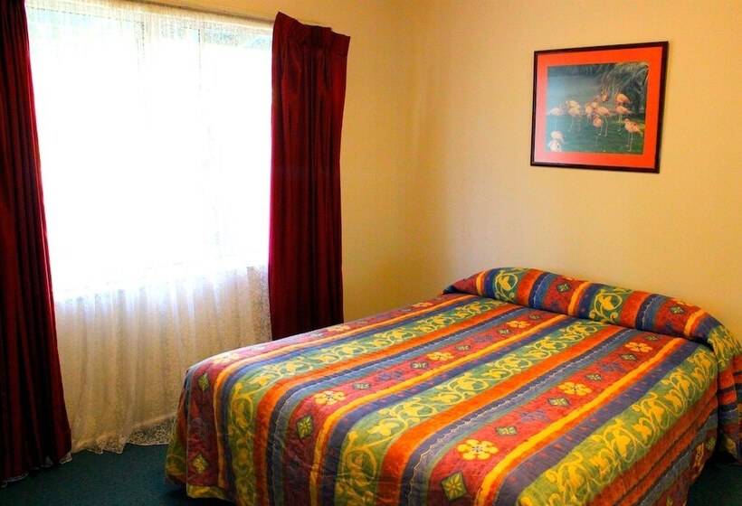 Mountain Top Holiday Home