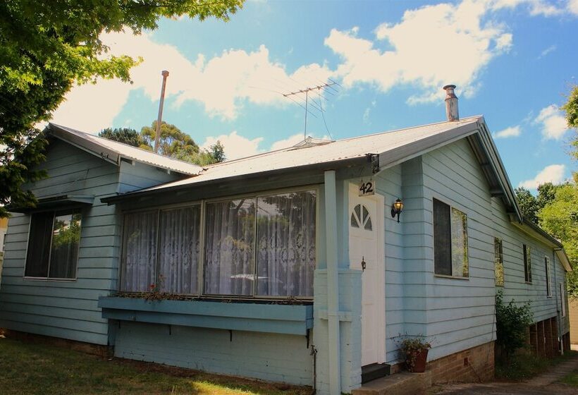 Mountain Top Holiday Home
