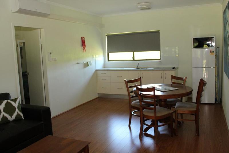 ホテル Atherton Rain Forest Motor Inn