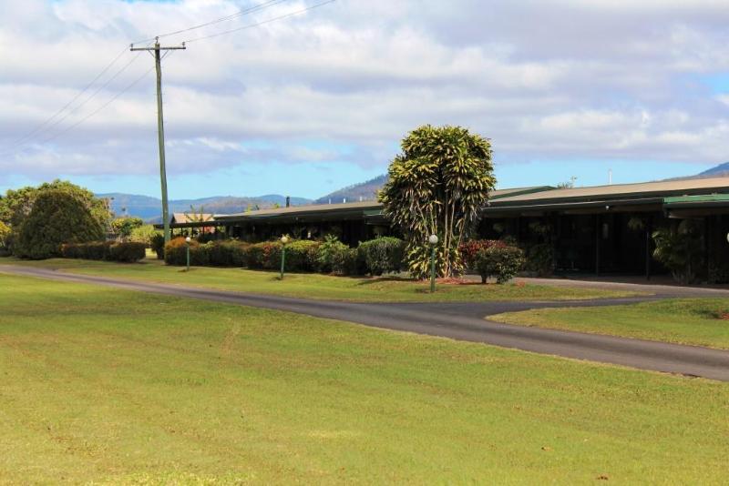 ホテル Atherton Rain Forest Motor Inn