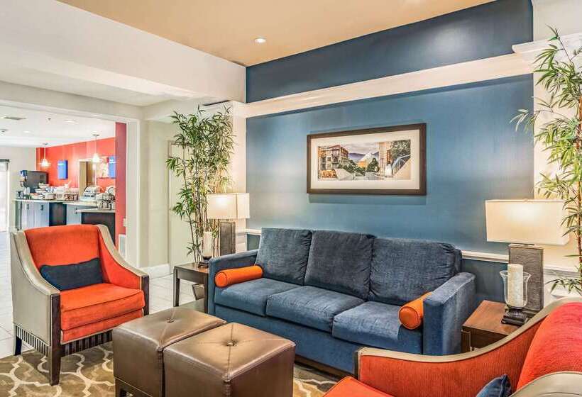 בית מלון כפרי Comfort Inn & Suites Chattanooga West Lookout Mountain