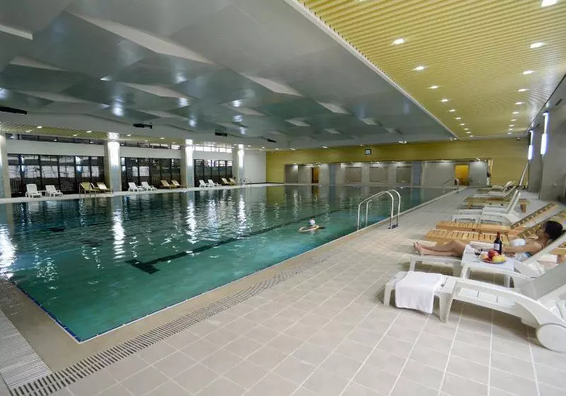 ホテル Continental Grand (wu Zhou)