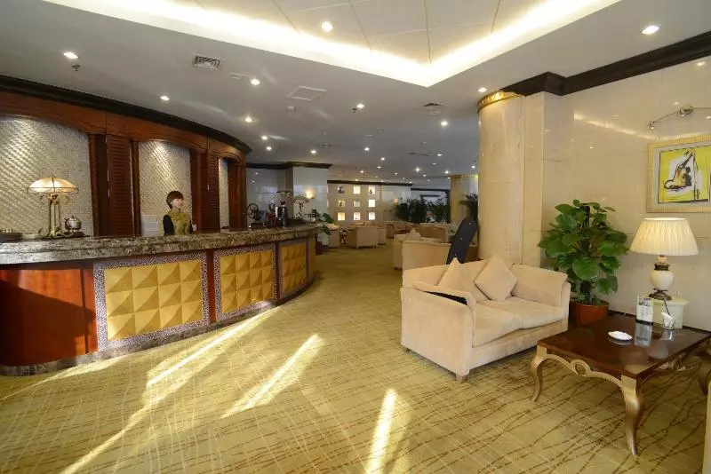 ホテル Continental Grand (wu Zhou)