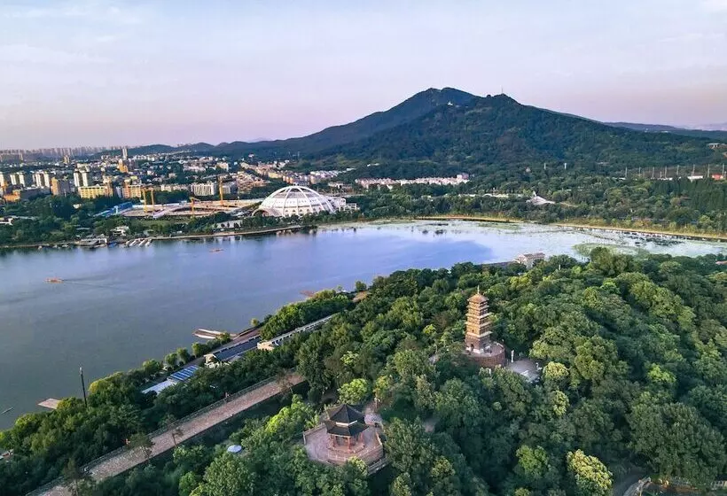 호텔 Voco Nanjing Oriental Pearl