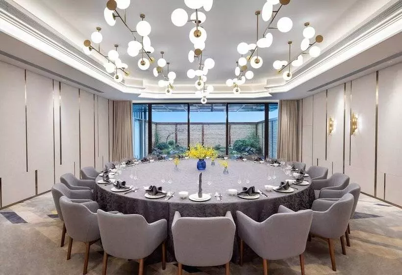 호텔 Voco Nanjing Oriental Pearl