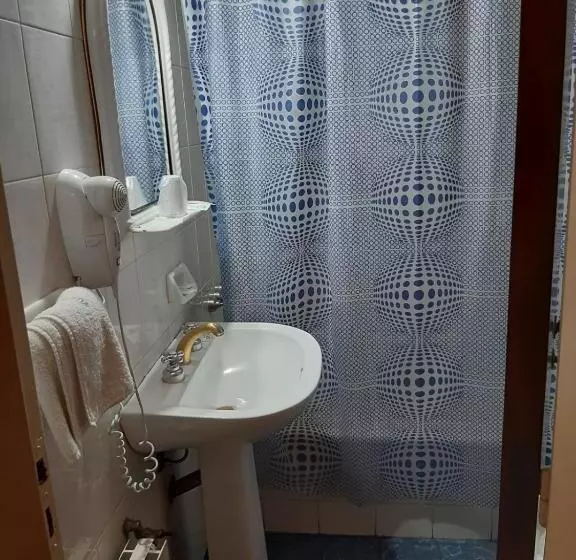 ホテル Esmeralda Palace