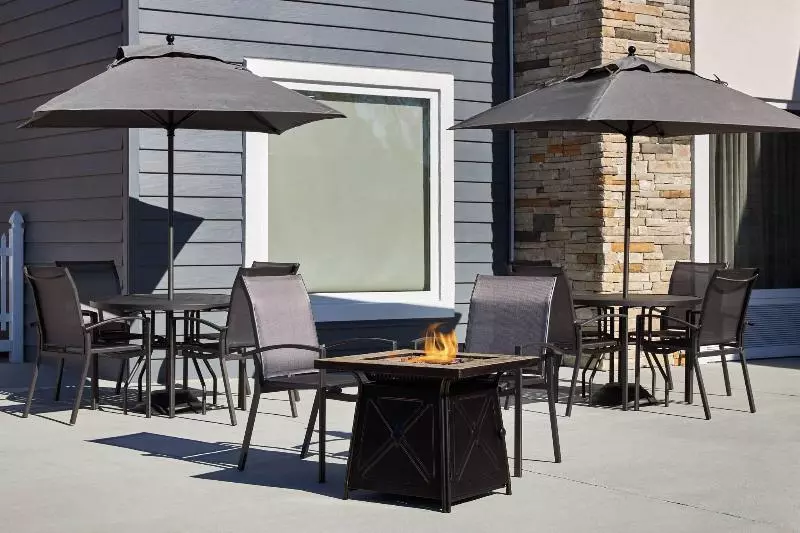 هتل Fairfield Inn & Suites By Marriott Virginia Beach/norfolk Airport