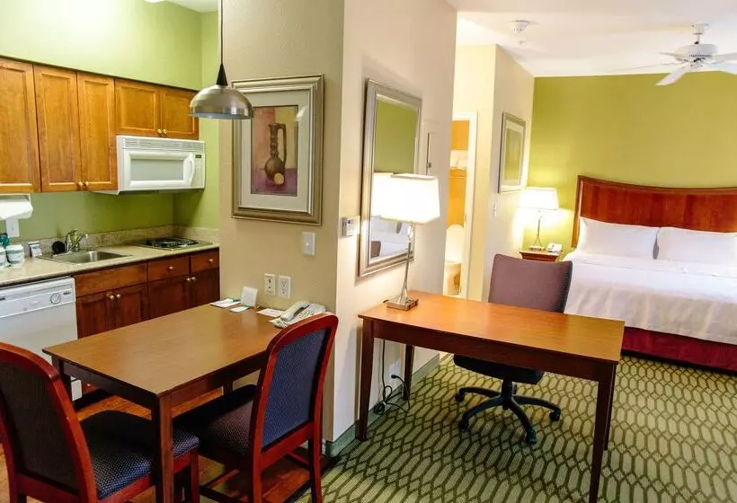 Отель Homewood Suites By Hilton College Station