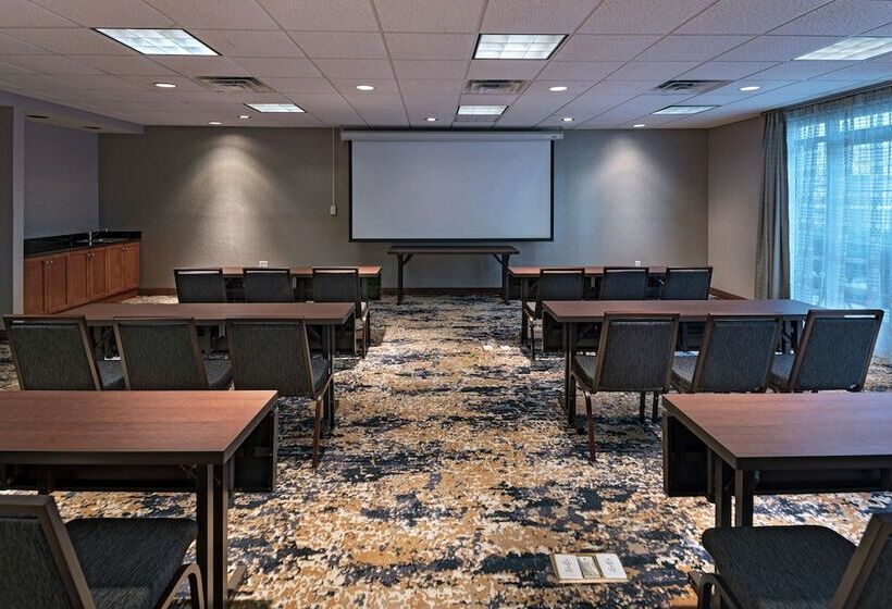 בית מלון כפרי Homewood Suites By Hilton College Station