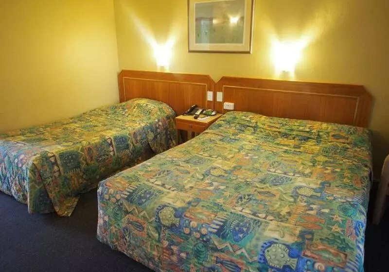 Killara Hotel & Suites