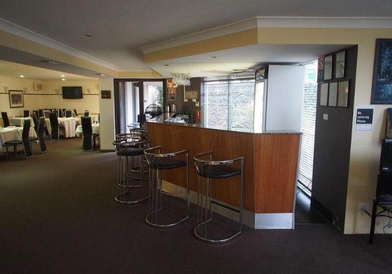 Killara Hotel & Suites