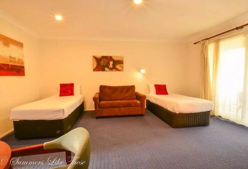 ホテル Meninya Palms Resort Moama