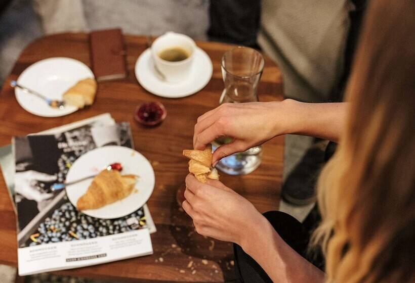 فندق Mercure  Kamen Unna