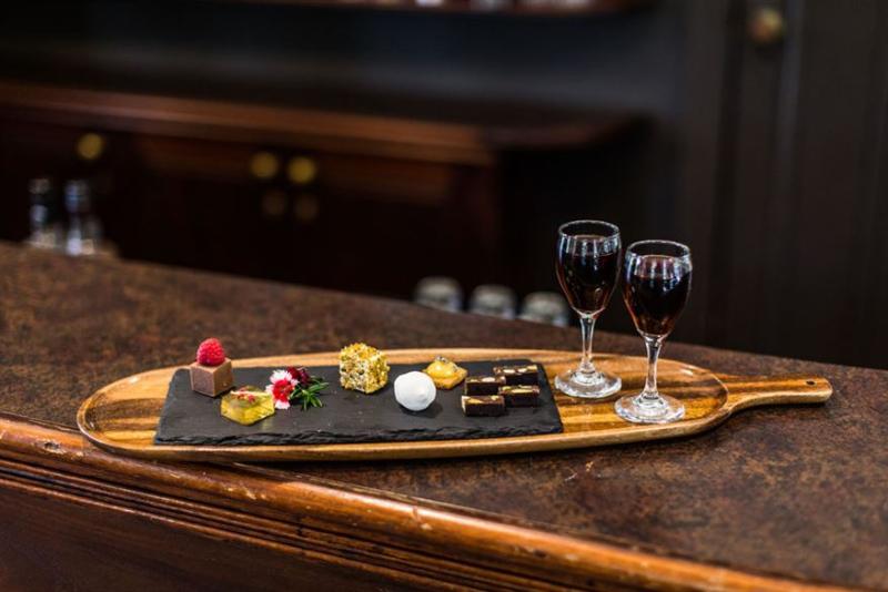 בית מלון כפרי Peppers Manor House