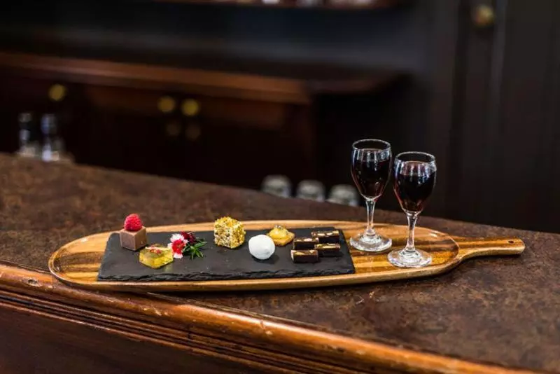 Hotel Peppers Manor House