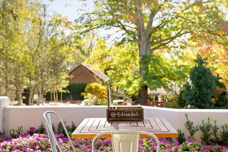 Hotel Peppers Manor House