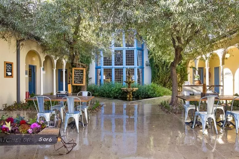 Hotel Peppers Manor House