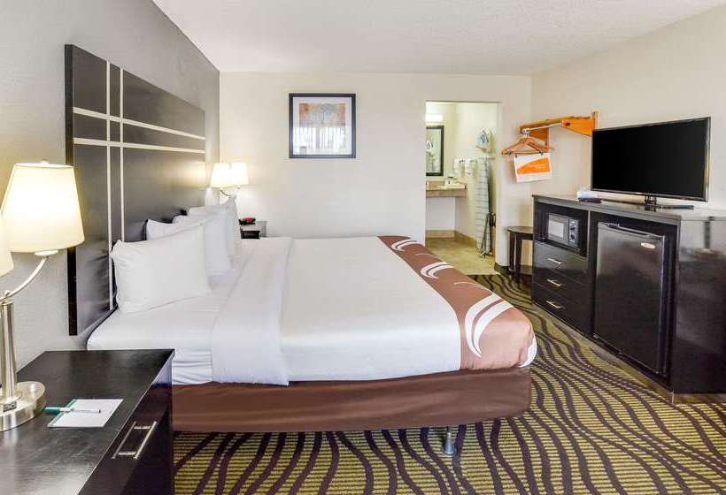 בית מלון כפרי Quality Inn & Suites Hardeeville Savannah North