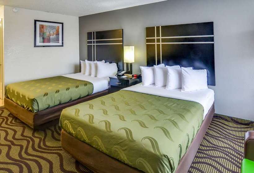 בית מלון כפרי Quality Inn & Suites Hardeeville Savannah North