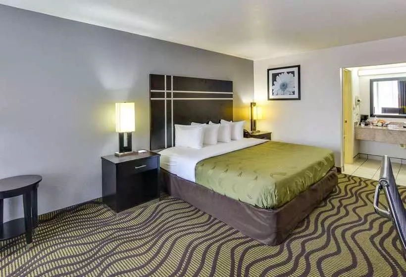 Отель Quality Inn & Suites Hardeeville  Savannah North