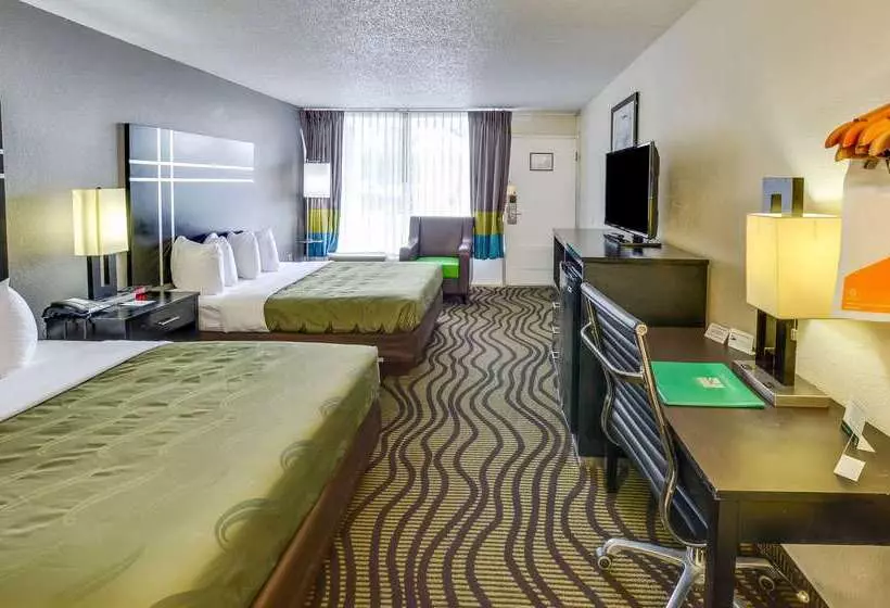 Отель Quality Inn & Suites Hardeeville  Savannah North