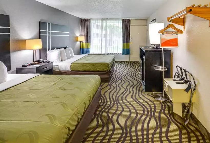 Отель Quality Inn & Suites Hardeeville  Savannah North