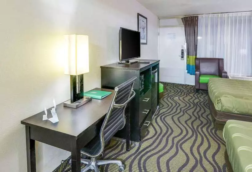 Отель Quality Inn & Suites Hardeeville  Savannah North