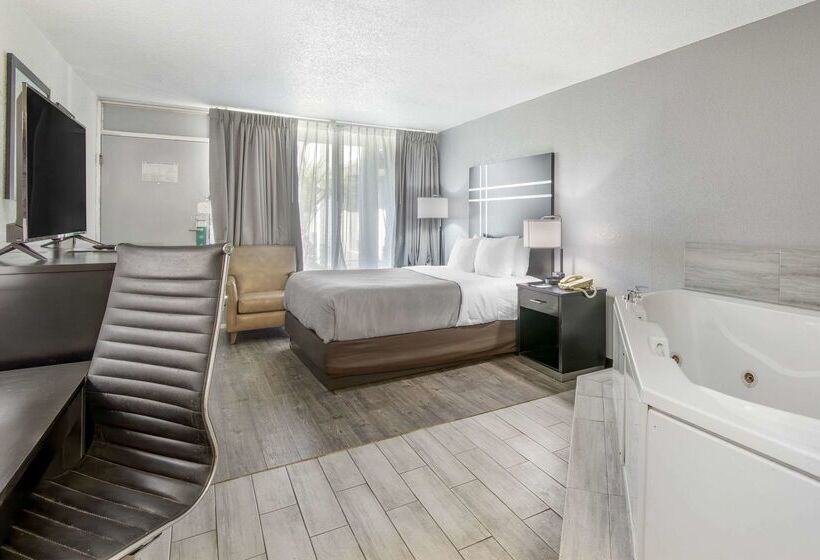 בית מלון כפרי Quality Inn & Suites Hardeeville Savannah North