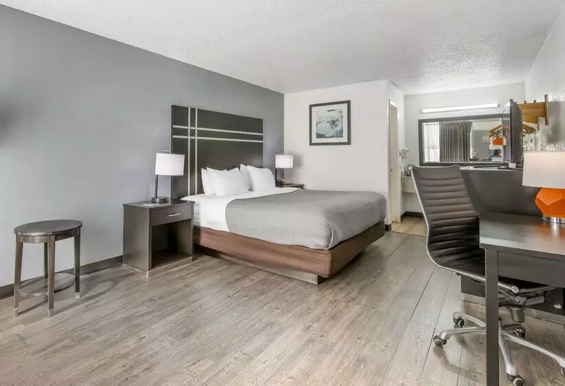 Отель Quality Inn & Suites Hardeeville  Savannah North