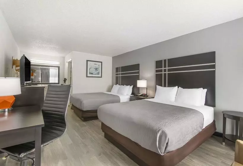 Отель Quality Inn & Suites Hardeeville  Savannah North