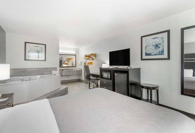 בית מלון כפרי Quality Inn & Suites Hardeeville Savannah North