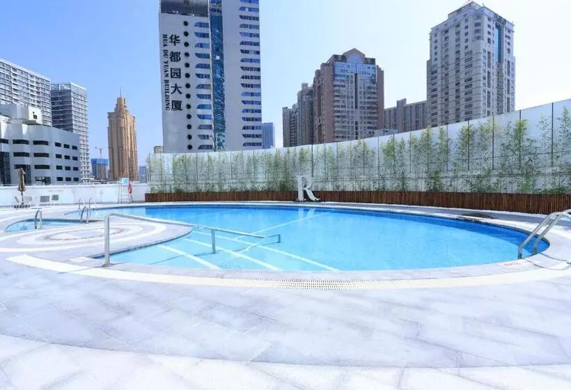 ホテル Renaissance Shenzhen Luohu