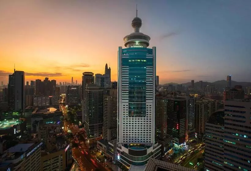 ホテル Renaissance Shenzhen Luohu