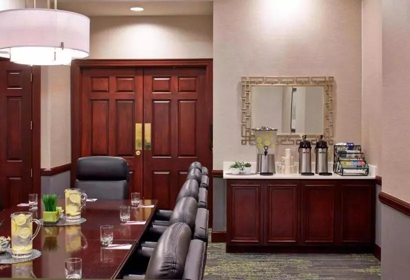 בית מלון כפרי Residence Inn Milwaukee Downtown