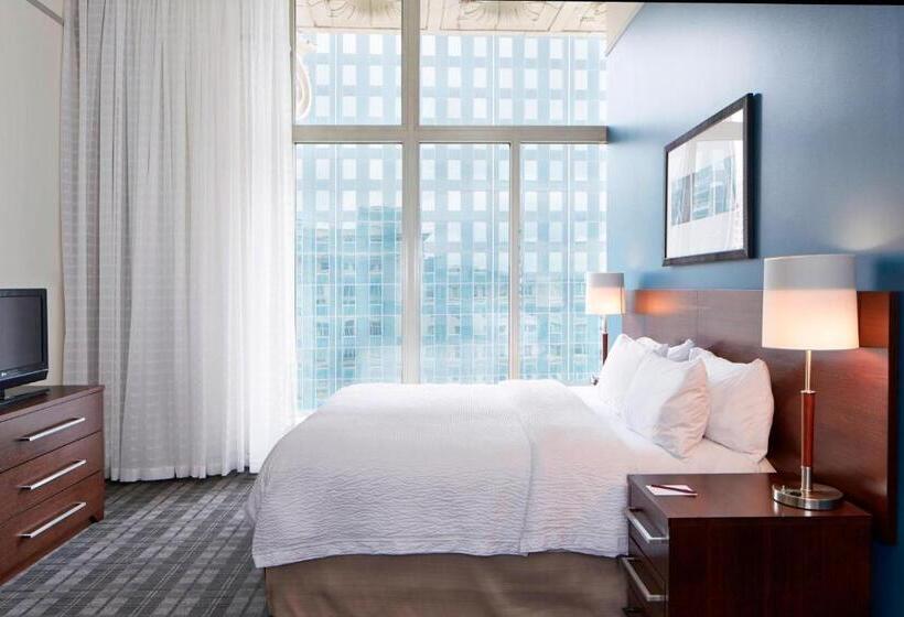 Отель Residence Inn Milwaukee Downtown