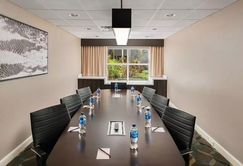 هتل Residence Inn Tampa Downtown