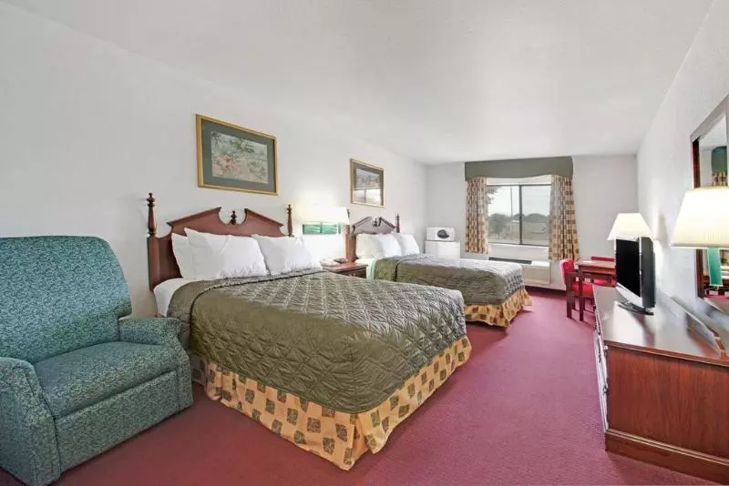 Отель Rodeway Inn Decatur