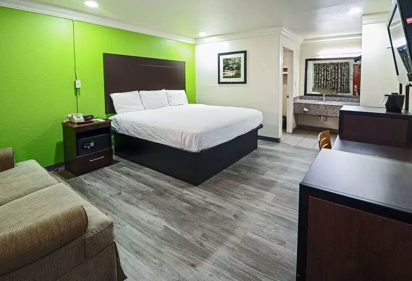 فندق Rodeway Inn San Antonio Lackland Afb  Seaworld