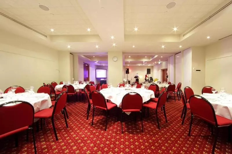 ホテル Seasons Botanic Gardens