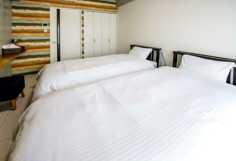 Отель Little Island Okinawa Tomari