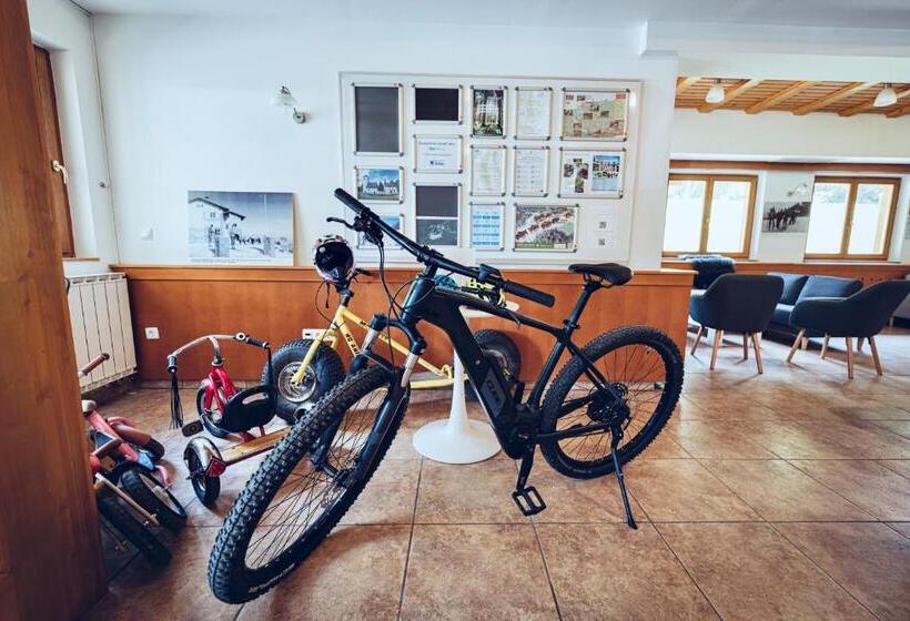 Pohorje Village Wellbeing Resort Wellness & Spa Hotel Bolfenk